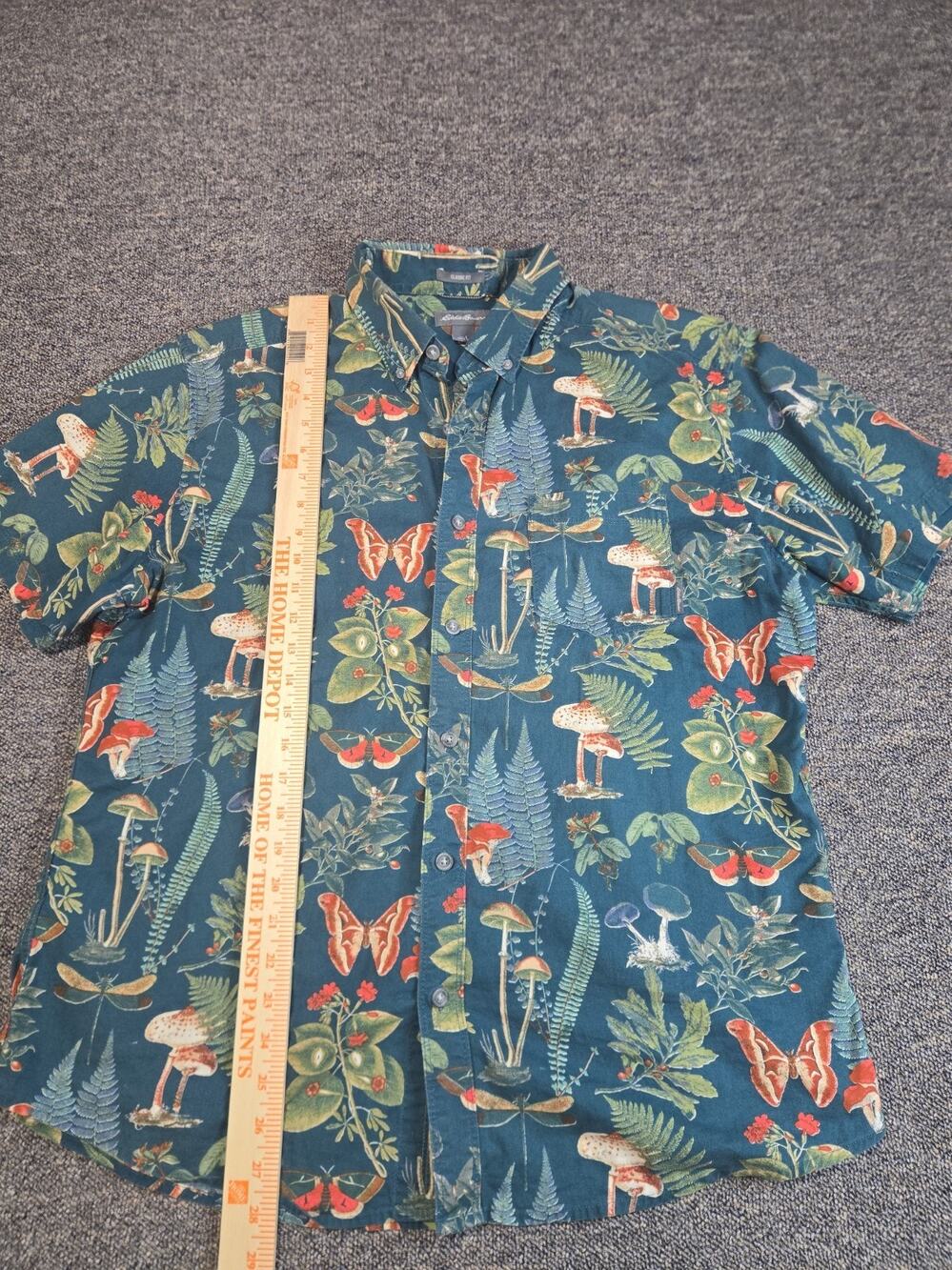 Eddie Bauer Mens Button Down Shirt Large Mushroom Moth Fern Print Short Sleeve